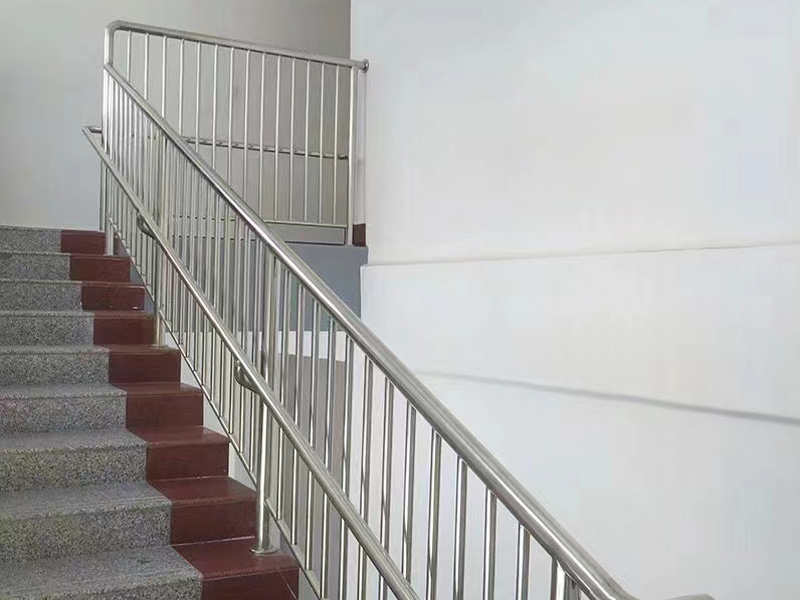 不锈钢楼梯